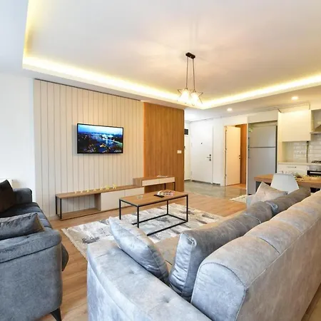 Colorist Apartment