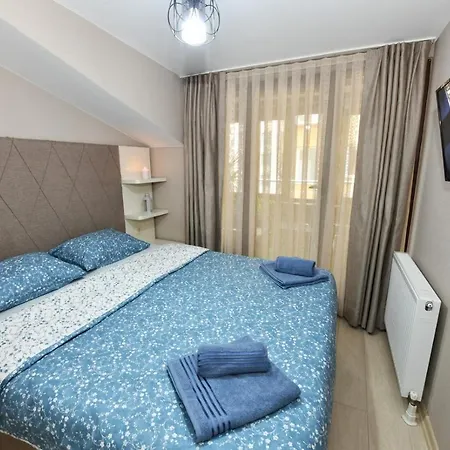 Colorist Apartment *