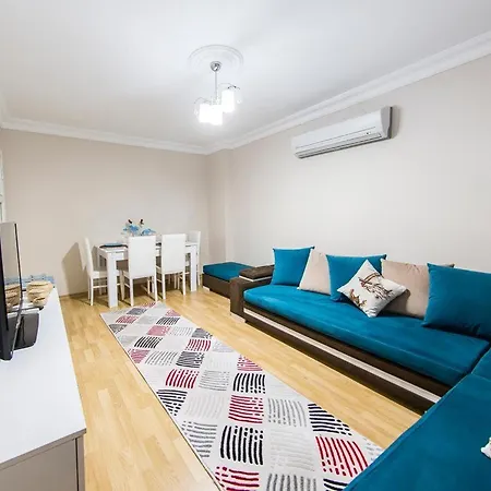 Colorist Apartment *