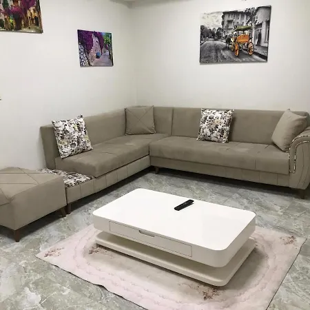 Colorist Apartment