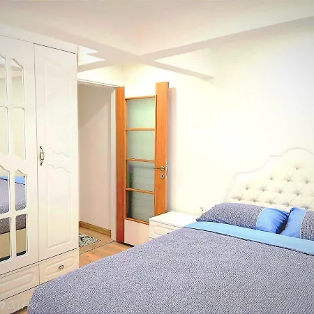 Colorist Apartment Istanbul