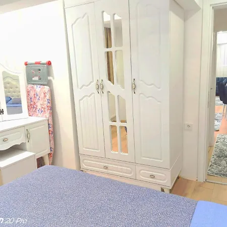 Colorist Apartment *