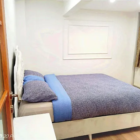 Colorist Apartment Istanbul